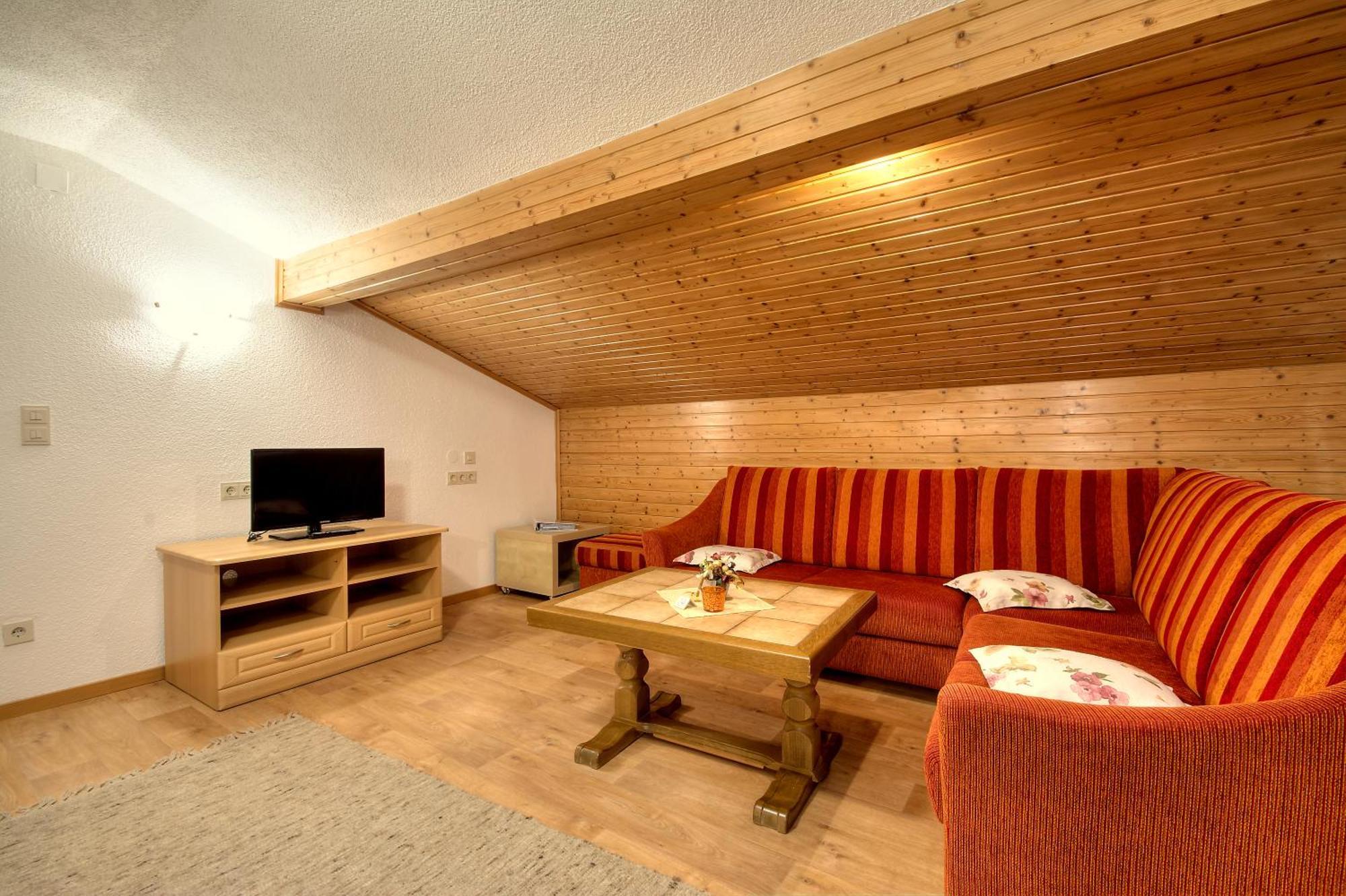 Ferienhaus Bergkristall Pettneu am Arlberg Rom bilde