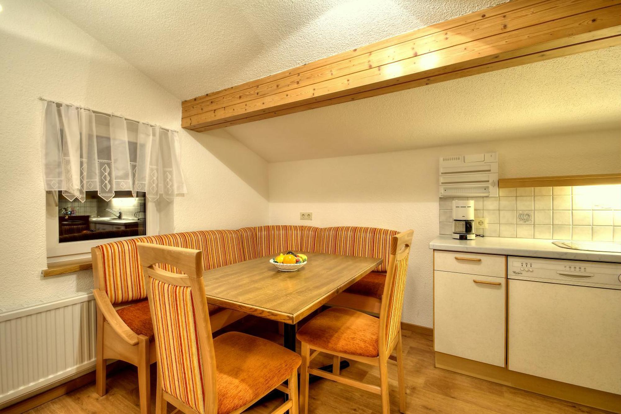 Ferienhaus Bergkristall Pettneu am Arlberg Rom bilde
